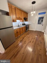 1137 W Lombard St in Baltimore, MD - Building Photo