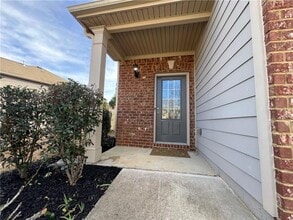 5245 Bucknell Trace in Cumming, GA - Building Photo - Building Photo