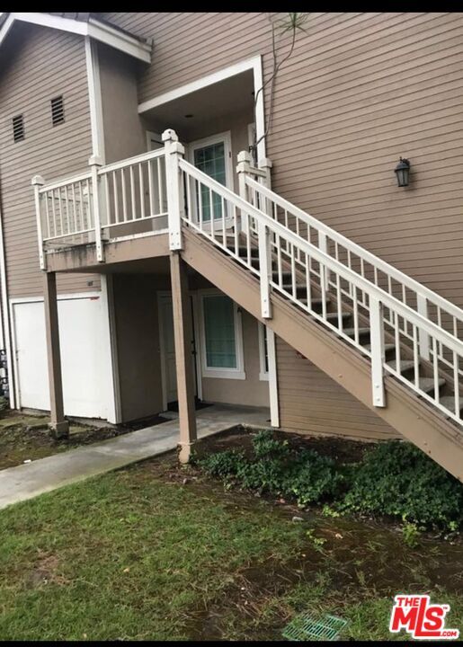 8725 Beckenham Ln-Unit -I in Inglewood, CA - Building Photo - Building Photo