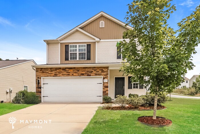 9117 Avery Meadows Dr in Charlotte, NC - Building Photo