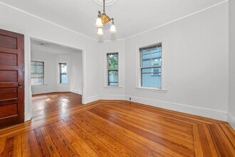 59 Hawthorne St, Unit 1 in Somerville, MA - Building Photo - Building Photo