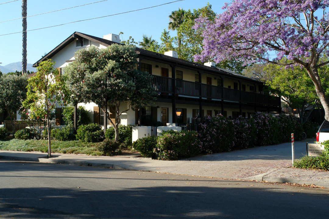 816 Vine Ave in Santa Barbara, CA - Building Photo