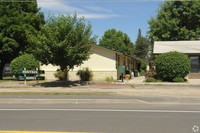 Heritage Homes in Deer Park, WA - Foto de edificio - Building Photo