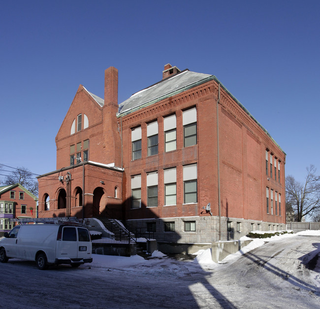 104 Beacon Ave in Providence, RI - Building Photo - Building Photo