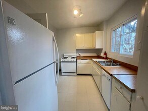 1616 Preston Rd in Alexandria, VA - Building Photo - Building Photo