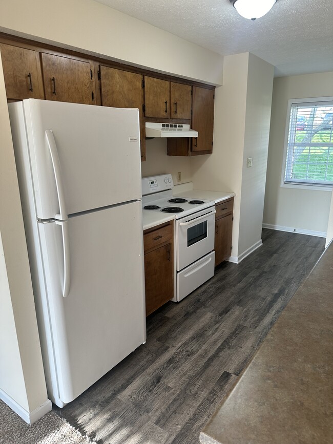 1295 Barnwood Ct, Unit A in Bowling Green, KY - Building Photo - Building Photo