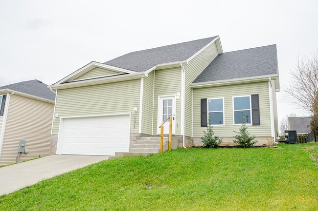 128 Alumni Dr in Elizabethtown, KY - Building Photo - Building Photo