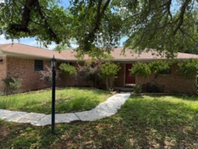 435 St Andrews St in Meadowlakes, TX - Building Photo - Building Photo