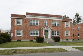 2 Cambridge Rd in Albany, NY - Building Photo - Building Photo