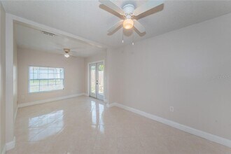 3892 Nighthawk Dr in Palm Harbor, FL - Building Photo - Building Photo