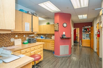 182 Ferry St in Newark, NJ - Foto de edificio - Building Photo