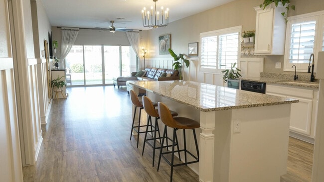 884 W Whistling Thorn Ave in San Tan Valley, AZ - Building Photo - Building Photo