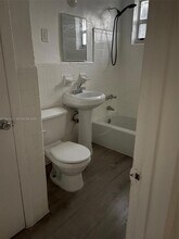 6507 NW 6th Ave, Unit X in Miami, FL - Foto de edificio - Building Photo