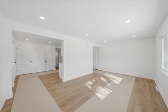 5220 State Rd in Burbank, IL - Building Photo - Building Photo