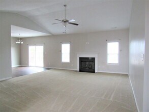 353 Merin Height Rd in Jacksonville, NC - Building Photo - Building Photo