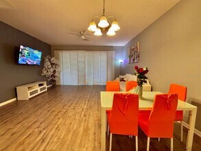 26618 Castleview Way in Wesley Chapel, FL - Building Photo - Building Photo