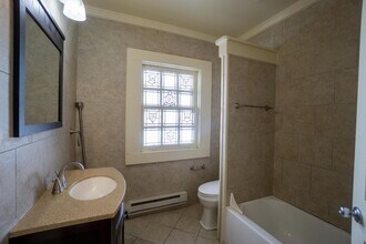 118 Victoria Pl in Syracuse, NY - Building Photo - Building Photo
