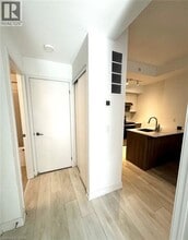 1137 Cooke Blvd. in Burlington, ON - Building Photo - Building Photo