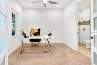 212 E Pineloch Ave in Orlando, FL - Building Photo - Building Photo