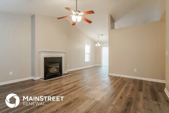 3915 Bluestem Dr in Greensboro, NC - Building Photo - Building Photo