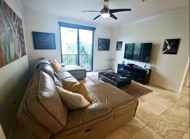 560 S Sapodilla Ave-Unit -303 in West Palm Beach, FL - Building Photo - Building Photo