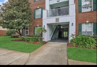 785 Oakleaf Plantation Pkwy in Orange Park, FL - Building Photo - Building Photo