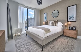 601 NW 1st Ct in Miami, FL - Building Photo - Building Photo