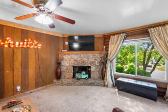 131 Needles Ct, Unit Needles in Nashville, TN - Foto de edificio - Building Photo