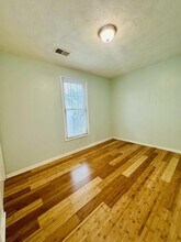 133 Twelfth St, Unit A in Lexington, KY - Building Photo - Building Photo