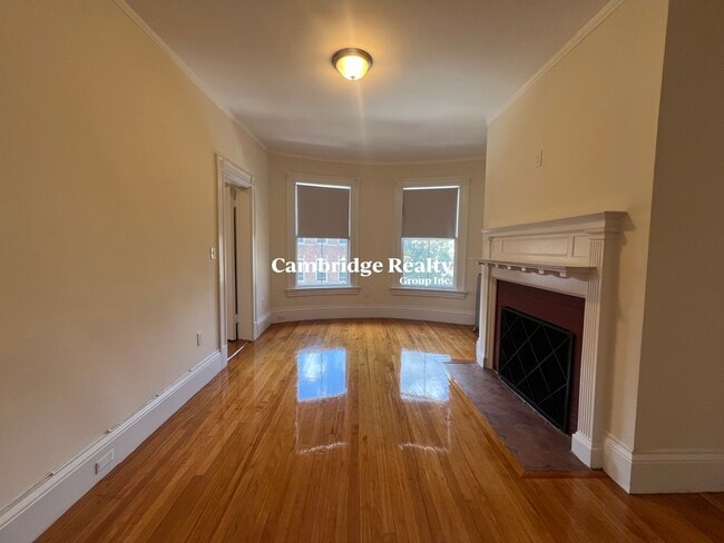 2 1/2 Ware St, Unit 307
