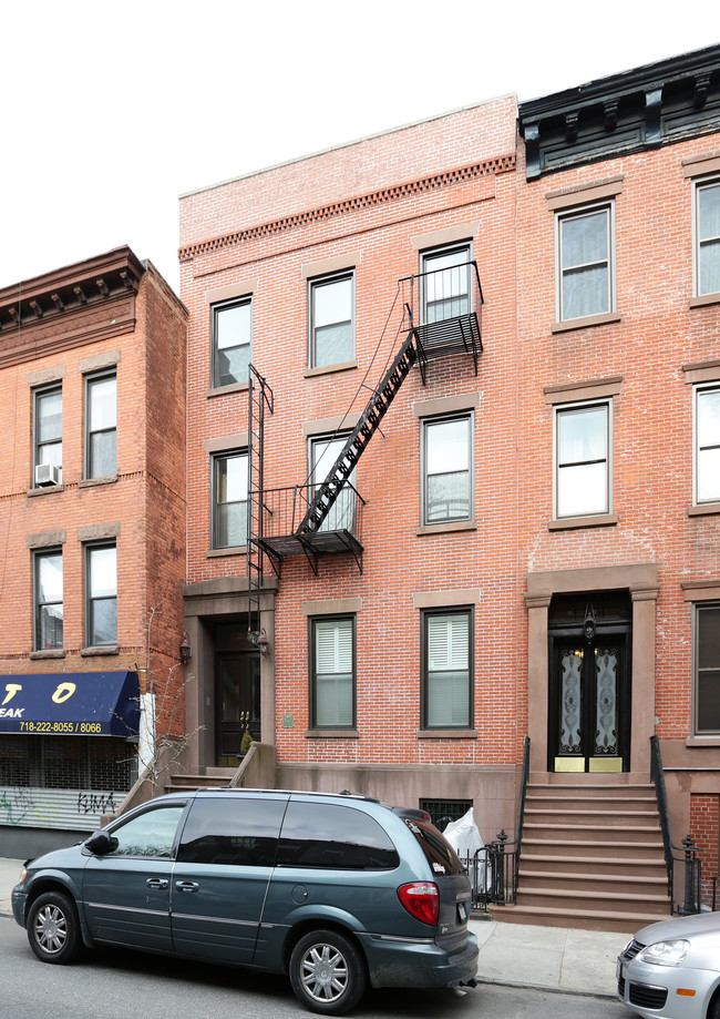 550 Henry St in Brooklyn, NY - Building Photo - Building Photo