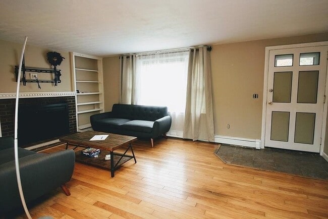 17 Janet Cir in Shrewsbury, MA - Building Photo - Building Photo