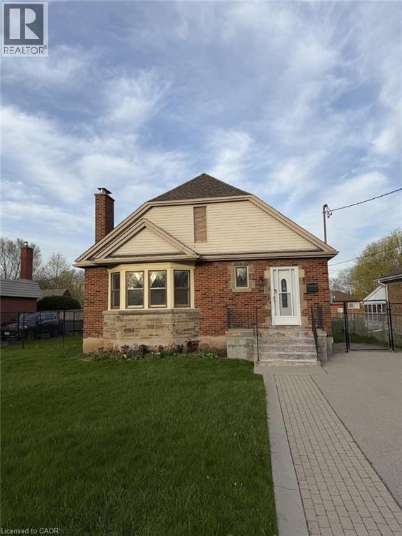 37 Lower Horning Rd in Hamilton, ON - Building Photo - Building Photo