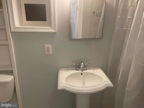 7140 Harrison Ln in Alexandria, VA - Building Photo - Building Photo