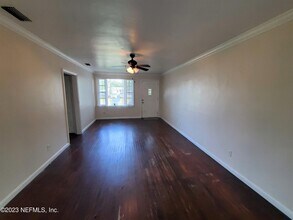 5040 Palmer Ave in Jacksonville, FL - Building Photo - Building Photo