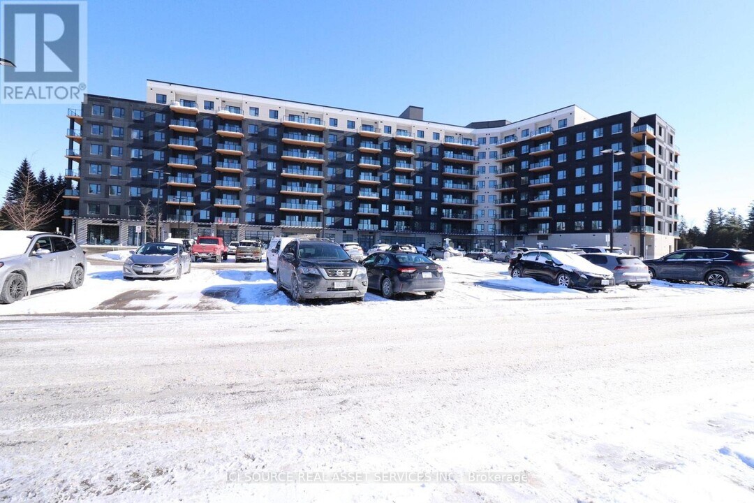 525 New Dundee Rd in Kitchener, ON - Building Photo