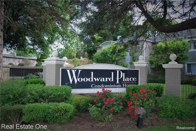 1113 N Old Woodward Ave in Birmingham, MI - Building Photo - Building Photo