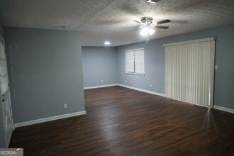 5637 Attucks Blvd in Morrow, GA - Building Photo - Building Photo