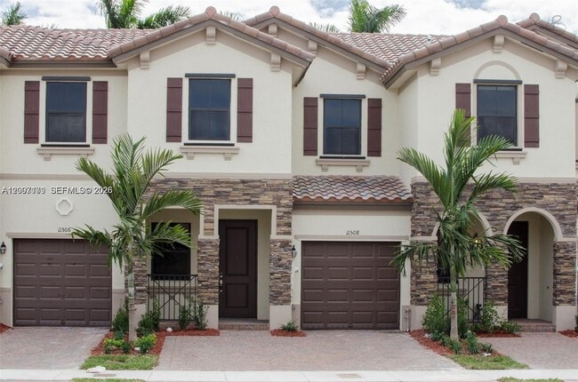 11508 SW 254th St in Princeton, FL - Building Photo - Building Photo