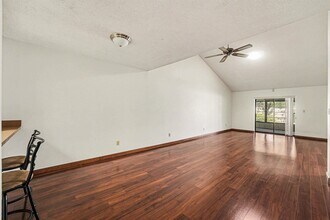 2025 Sylvester Rd, Unit B4 in Lakeland, FL - Building Photo - Building Photo