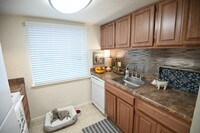 Building Photo - The Abby at 2700 Apartments in Tallahassee, Florida