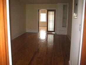 253 5th St in Jersey City, NJ - Building Photo - Building Photo