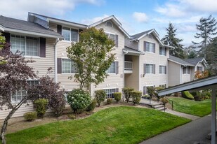 Cherry Hills Apartment in Lake Forest Park, WA - Building Photo
