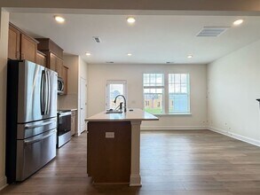 19 Hyacinth Ln in Angier, NC - Building Photo - Building Photo