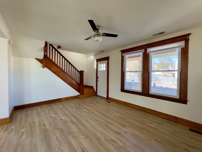 7003 Linden Ave in Baltimore, MD - Building Photo - Building Photo