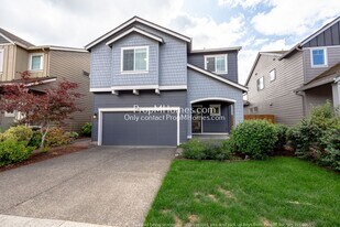 15168 SE Granite Dr in Damascus, OR - Building Photo