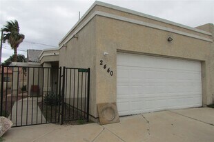 2440 Lakeside Dr in Bullhead City, AZ - Building Photo