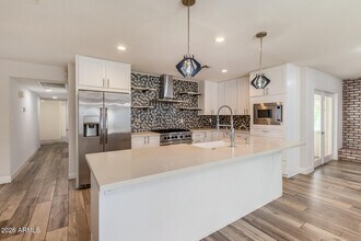 1829 W Orchid Ln in Phoenix, AZ - Building Photo - Building Photo