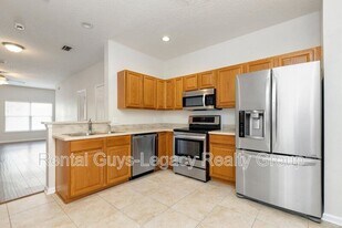 300 Southern Branch Ln in Jacksonville, FL - Building Photo