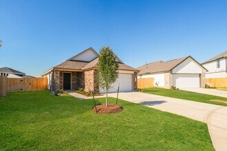 3025 Wood Lily Dr in Brookshire, TX - Building Photo - Building Photo